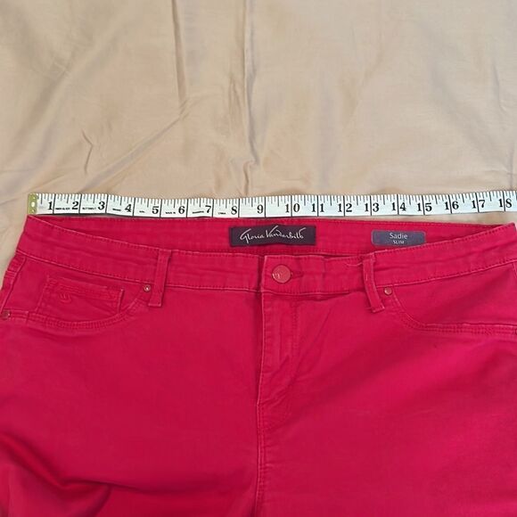 Gloria Vanderbilt Sadie size 14P slim dark pink cropped jeans cuffed or not EUC - Picture 5 of 13